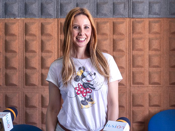 Elisa de Saro entrevista en Fusión Radio