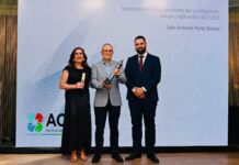 La ACET rinde homenaje a Juan Antonio Pérez Gómez