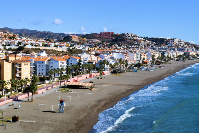 Rincon_de_la_Victoria_panoramica_Lq