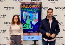Presentación del Halloween en Caleta de Vélez junto al cartel de la programación