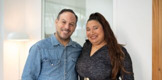 La Comariteña trae a Vélez-Málaga el sabor de la despensa latina Evelyn Carvallo y José Manuel Fernández, responsables de La Comariteña en Vélez-Málaga