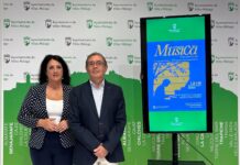 Tres domingos de piano, divulgación y degustación en el Teatro del Carmen Presentación de Los Sabores de la Música, ciclo didáctico en el Teatro del Carmen de Vélez-Málaga
