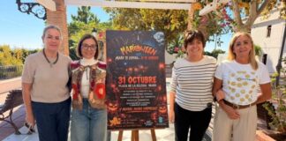 Maroween llena Maro de disfraces, castañas y música el 31 de octubre Presentación de Maroween en Maro, Nerja, con el cartel del 31 de octubre