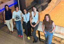 Las cinco rutas de la Axarquía, auditadas para renovar su Q de Calidad Grupo de técnicas durante la renovación de la Q de Calidad Turística de las rutas de la Axarquía