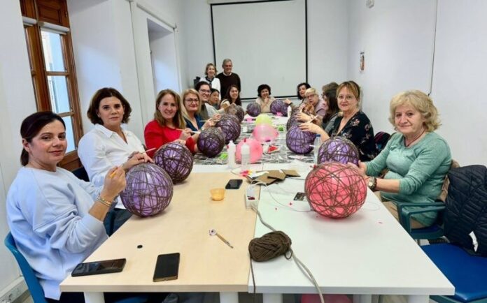 Talleres gratuitos para mujeres en Nerja Cartel de los talleres gratuitos para mujeres en Nerja de la Concejalía de Igualdad